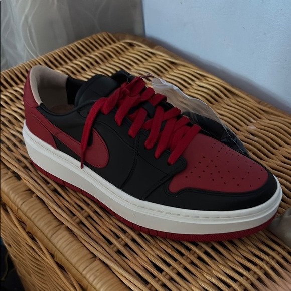 Nike Black and Red Laptop with Advanced Features - Picture 3 of 6